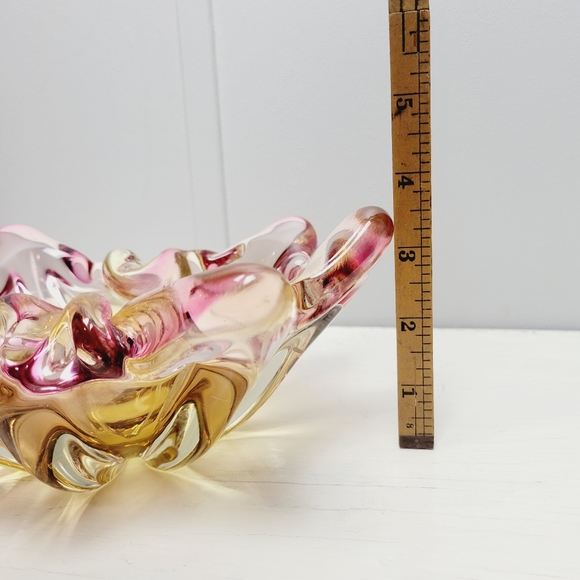Murano Art Glass Vintage Ashtray Pink Yellow Mid-Century Italian Glass 8" x 6" - Picture 8 of 16